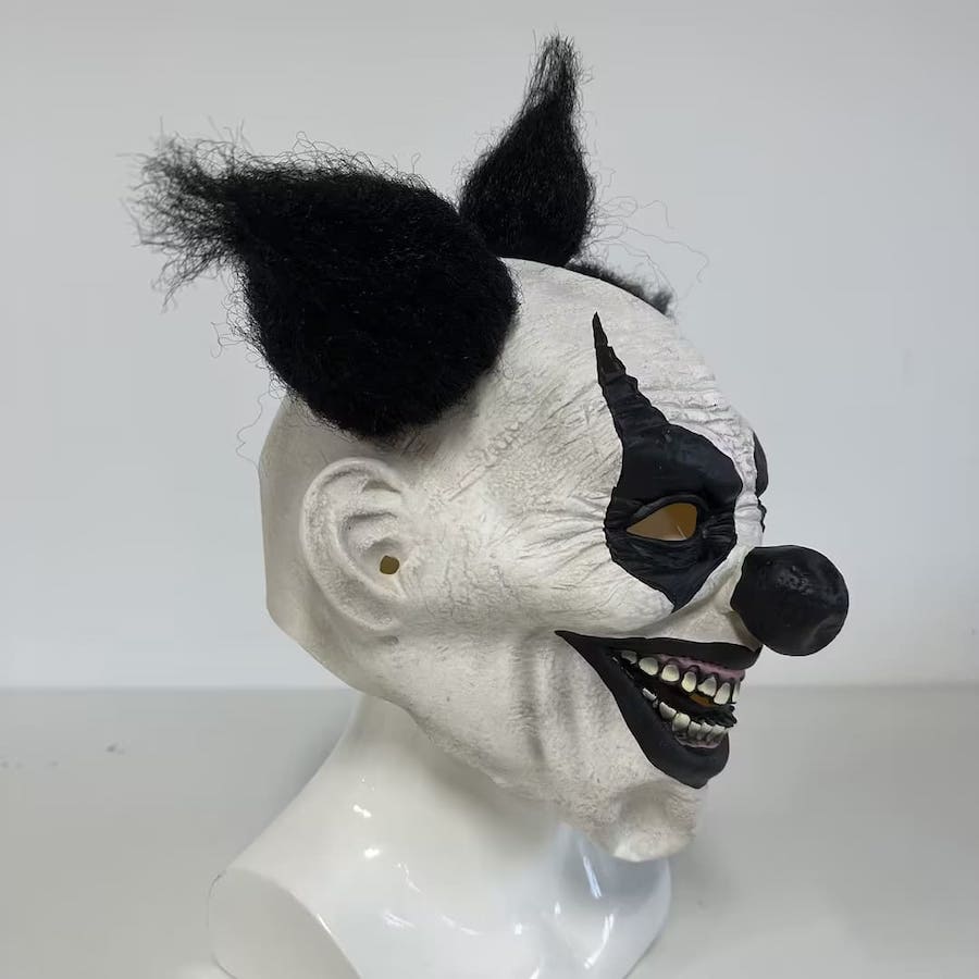 Eng clownmasker voor carnaval